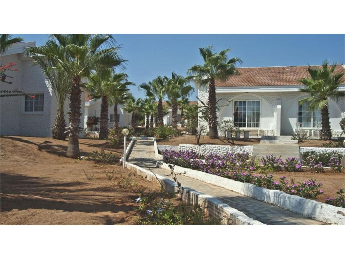 Long Beach Villas Фамагуста Екстер'єр фото