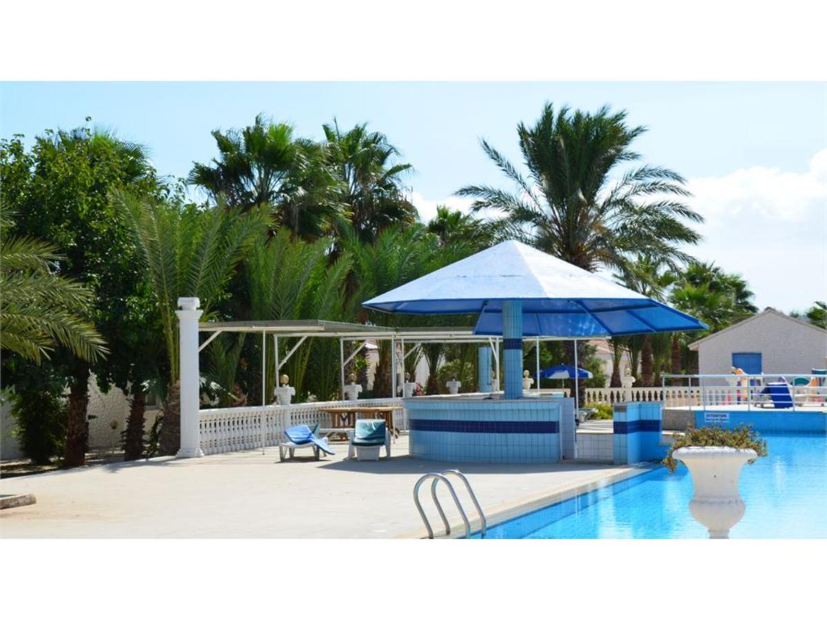 Long Beach Villas Фамагуста Екстер'єр фото